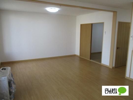 �y���̑��z�@���r���O