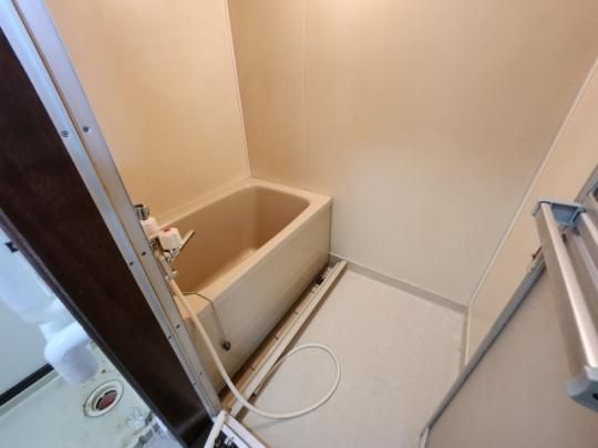 �y���̑��z�@�o�X�^�V�����[