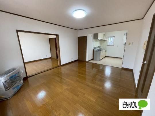 �y���̑��z�@���r���O