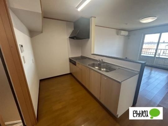 �y���̑��z�@�o�X�^�V�����[