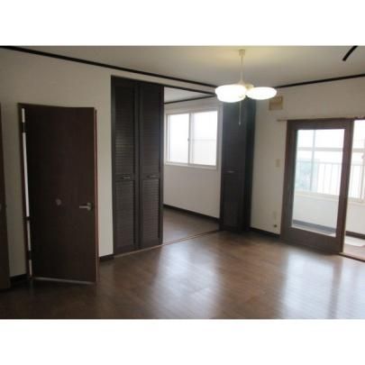 �y���̑��z�@���r���O