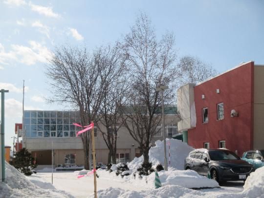 �y���Ӂz�@�эL�s�������u���w�Z�F443m