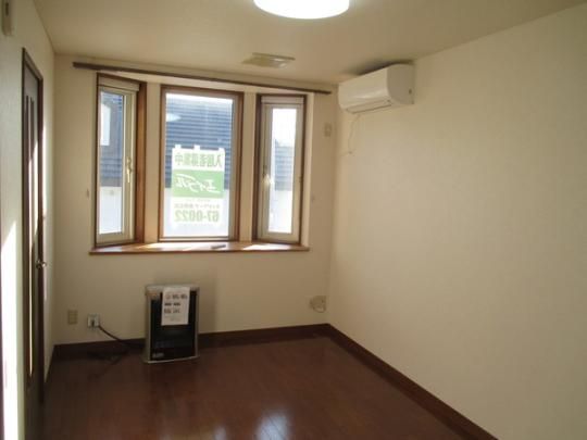 �y���̑��z�@���r���O