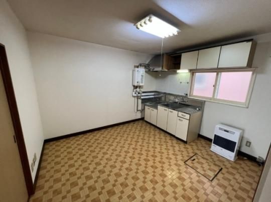 �y���̑��z�@���r���O