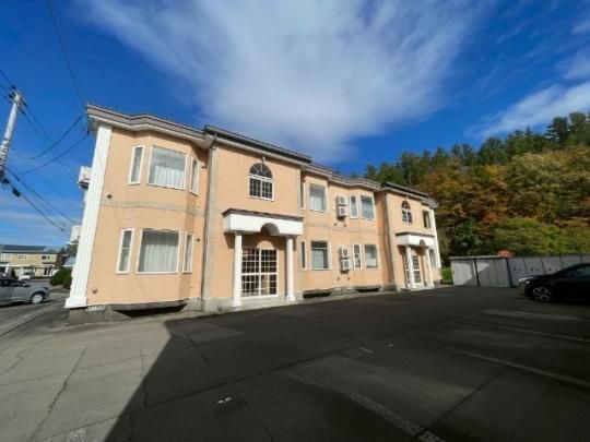 LUCINA�T�E�U�i���V�[�i�j