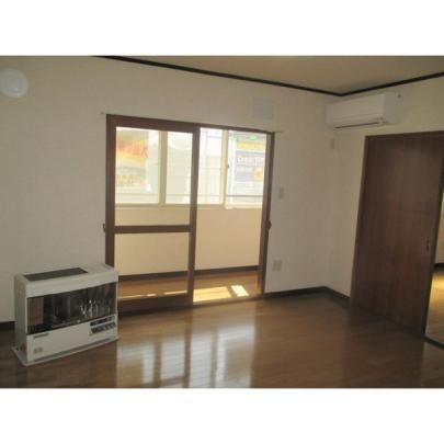 �y���̑��z�@���r���O