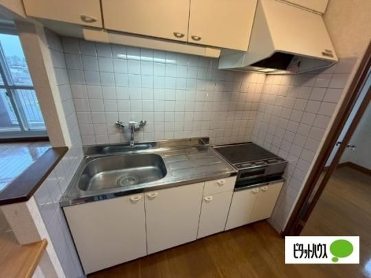 �y���̑��z�@�L�b�`��