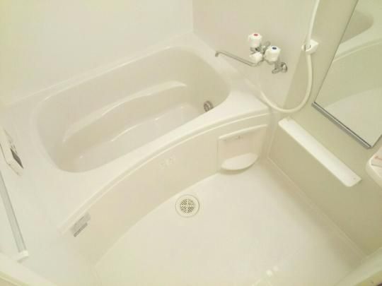 �y���̑��z�@�o�X�^�V�����[