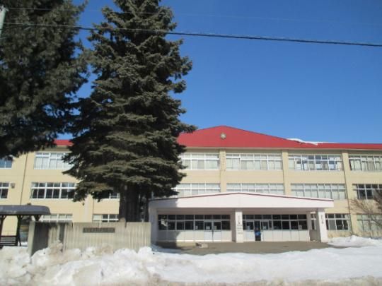 �y���Ӂz�@�эL�s���΋u���w�Z�F613m