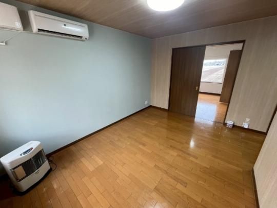 �y���̑��z�@���r���O