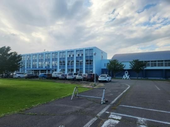 �y���Ӂz�@���X�������m�y���w�Z�F1256m