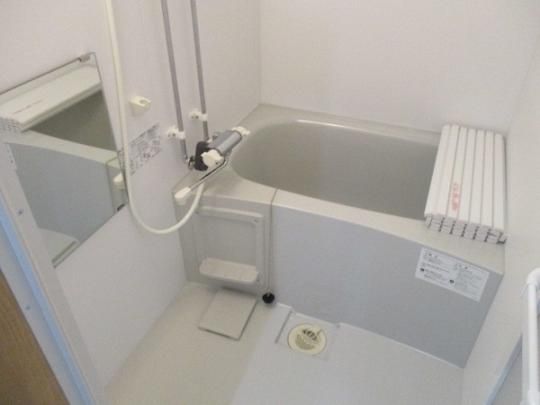 �y���̑��z�@�o�X�^�V�����[