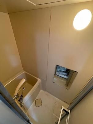 �y���̑��z�@�o�X�^�V�����[