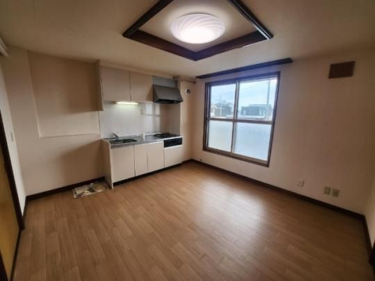 �y���̑��z�@���r���O