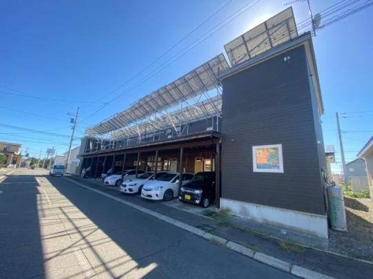 ���]�l�b�g�n�E�X��