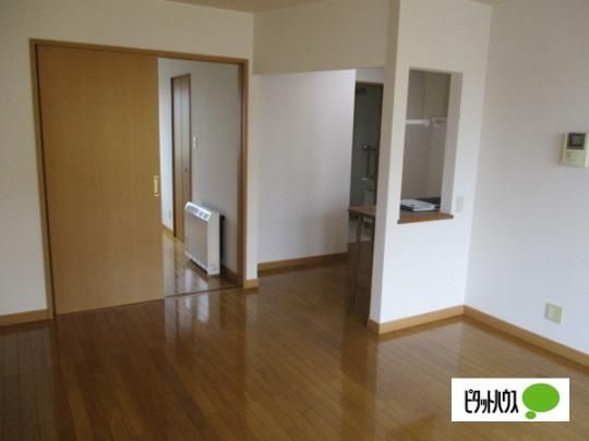 �y���̑��z�@���r���O