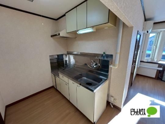 �y���̑��z�@�L�b�`��