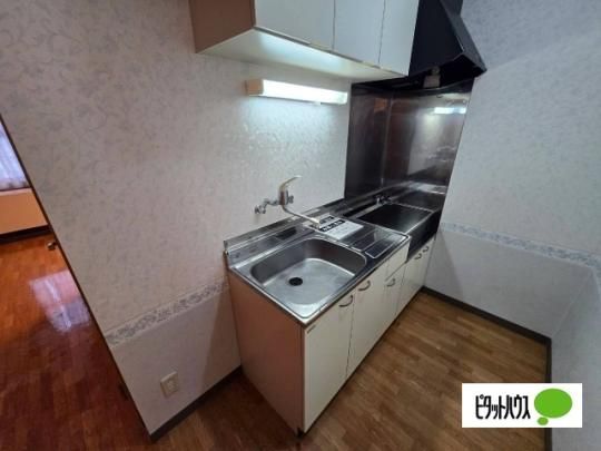 �y���̑��z�@�L�b�`��