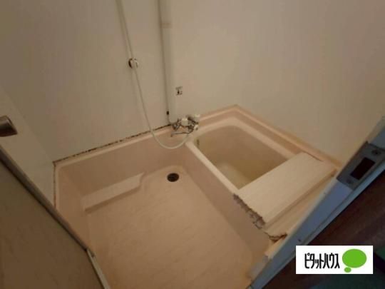 �y���̑��z�@�o�X�^�V�����[
