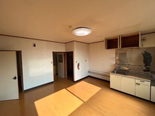 �y���̑��z�@���r���O