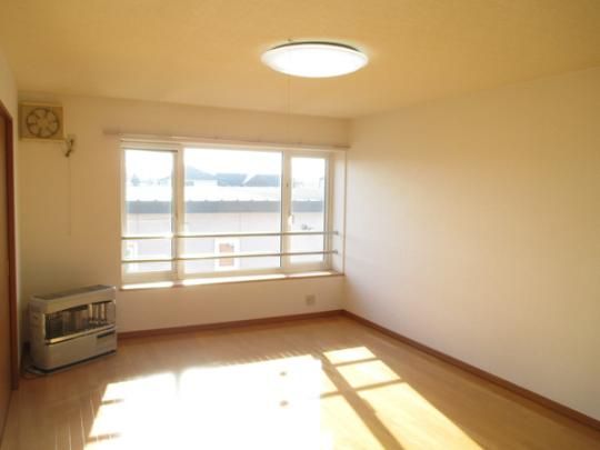 �y���̑��z�@���r���O