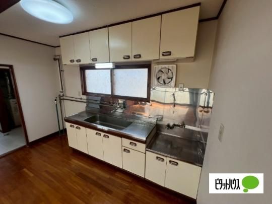 �y���̑��z�@�L�b�`��