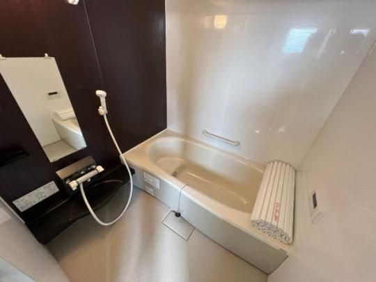 �y���̑��z�@�o�X�^�V�����[