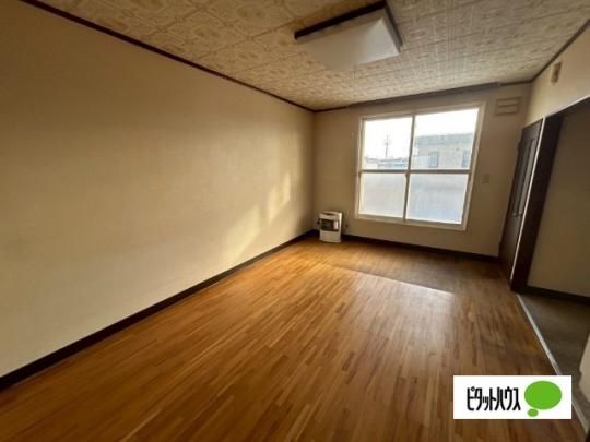 �y���̑��z�@���r���O