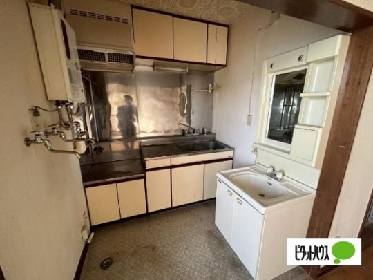 �y���̑��z�@�L�b�`��