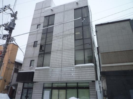 �}���G�b�^�r��