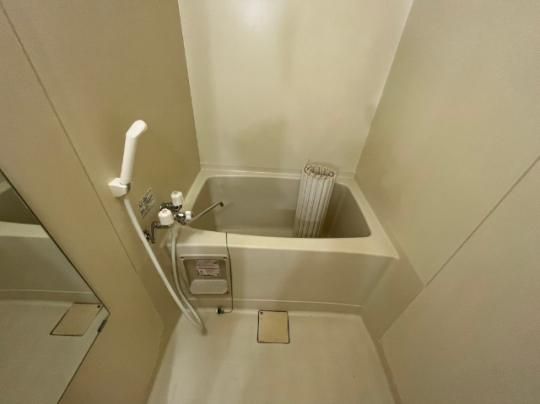 �y���̑��z�@�o�X�^�V�����[