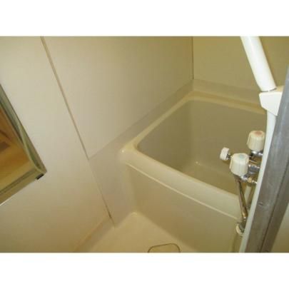 �y���̑��z�@�o�X�^�V�����[