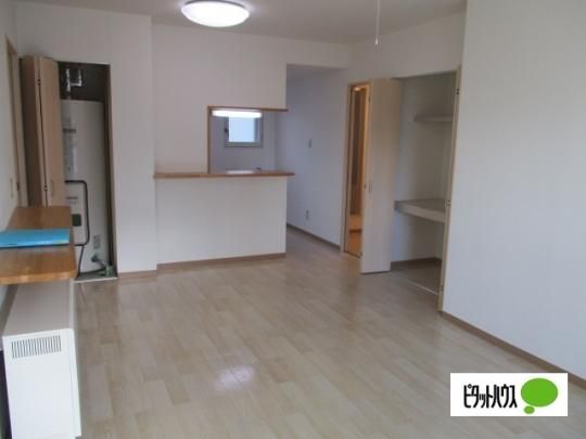 �y���̑��z�@���r���O