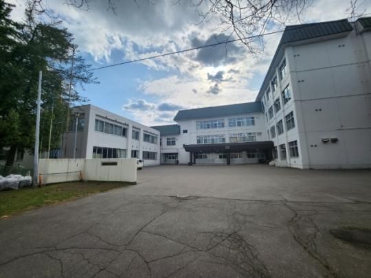 �y���Ӂz�@�эL�s���ėz���w�Z�F1246m