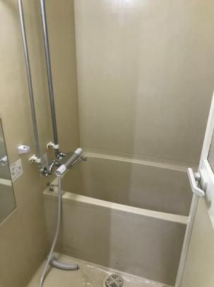 �y���̑��z�@�o�X�^�V�����[