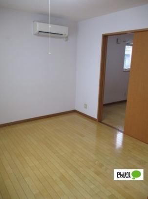 �y���̑��z�@���r���O