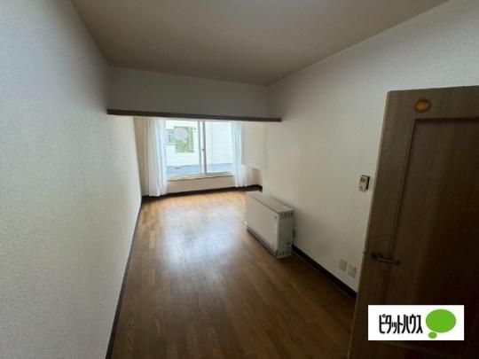 �y���̑��z�@���r���O