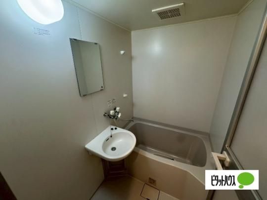 �y���̑��z�@�o�X�^�V�����[