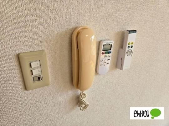�y���̑��z�@�Z�L�����e�B