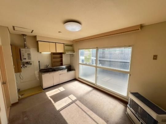 �y���̑��z�@���r���O