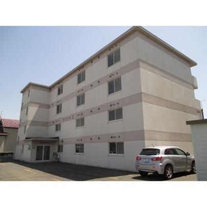 NGCgU